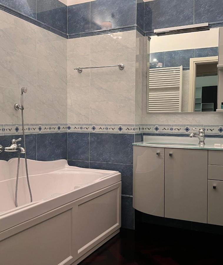 Piazza Maggiore Luxury Apartment Bologna Buitenkant foto