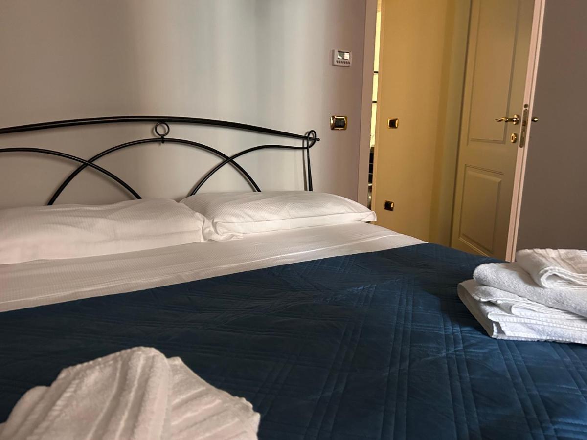 Piazza Maggiore Luxury Apartment Bologna Buitenkant foto